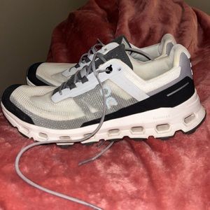 OnCloud Running Shoes